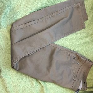 11 Celebrity Pink Skinny Pants